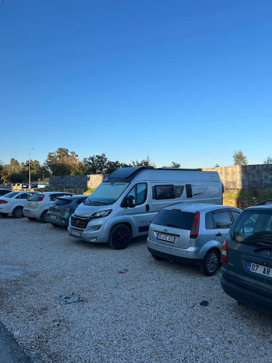 Наш автодом на одной из стоянок в Анталье