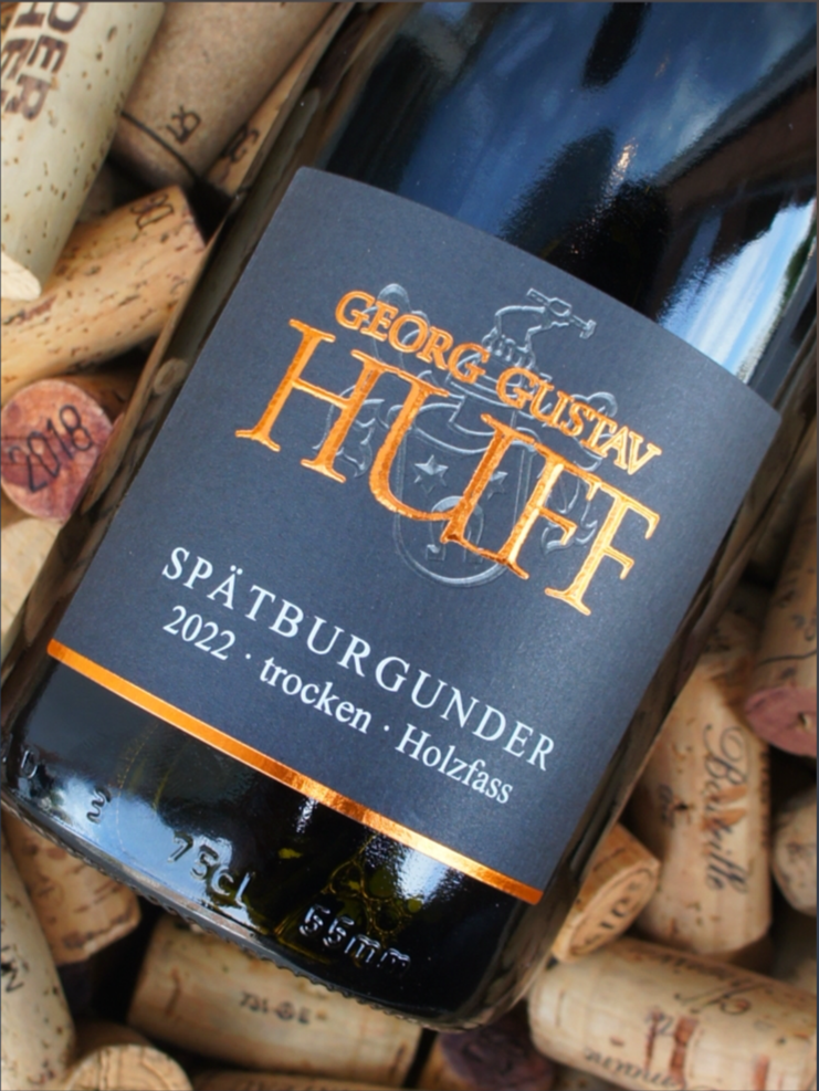 Вино "Holzfass" Spatburgunder Trocken от Georg Gustav Huff, винтаж 2022-го, Германия, регион Рейнгессен