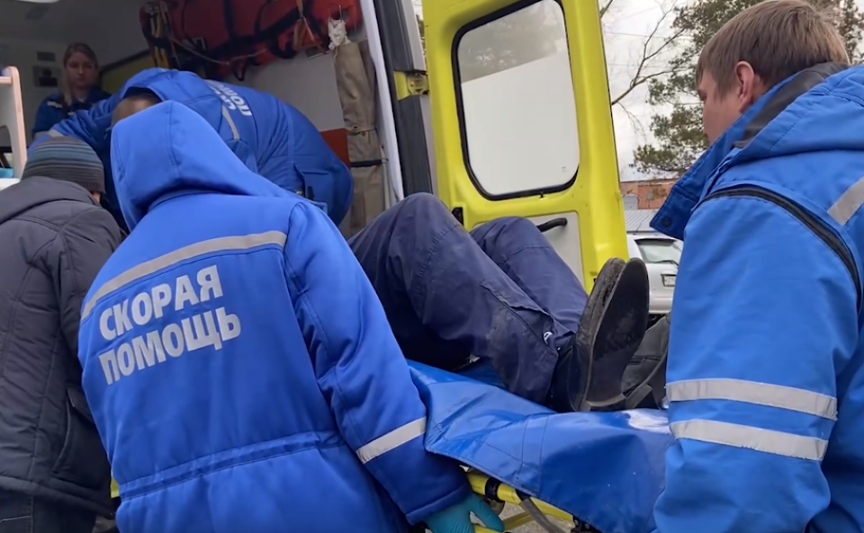    Медики. Скорая помощь. Источник: Telegram-канал "Станция скорой помощи Бийска"