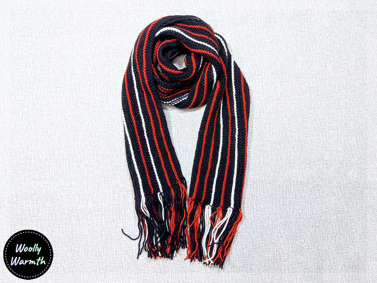 Вязаный шарф ручной работы