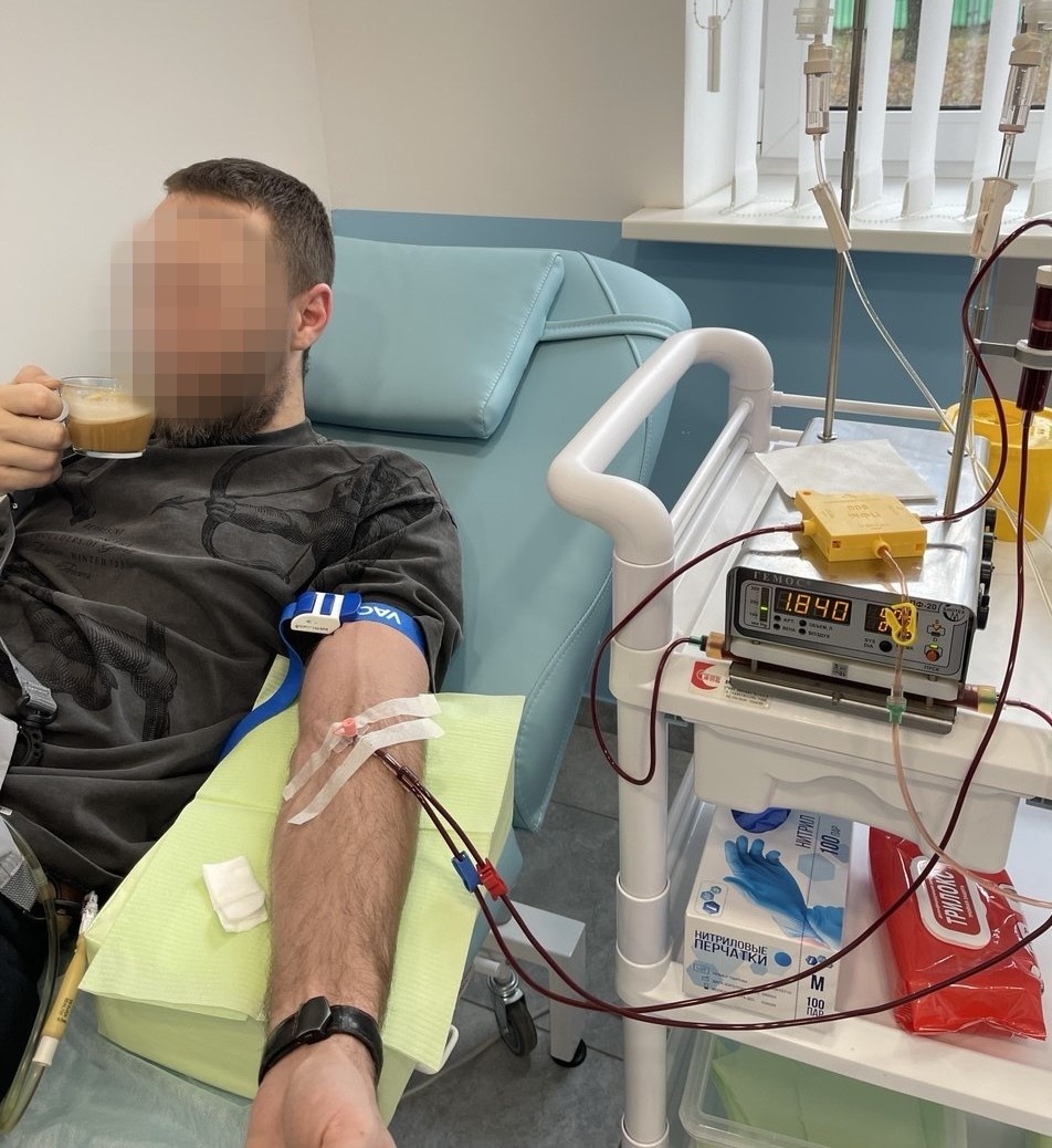 Процедура плазмафереза.