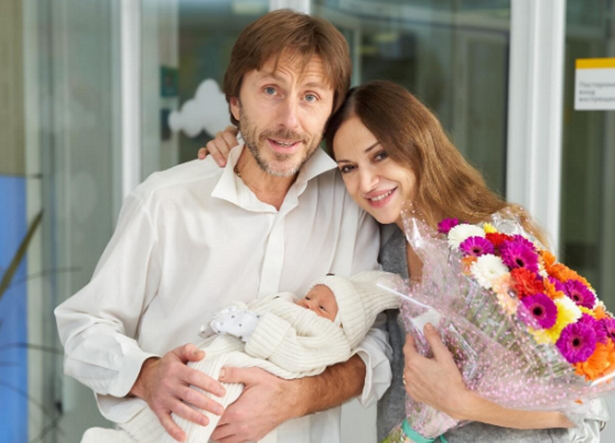 Маргарита Дробязко с Повиласом Ванагасом и дочкой Николиной. Фото: соцсети