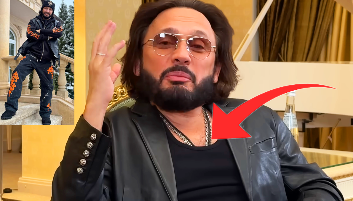 Кадр из интервью и фото из личного блога артиста. 