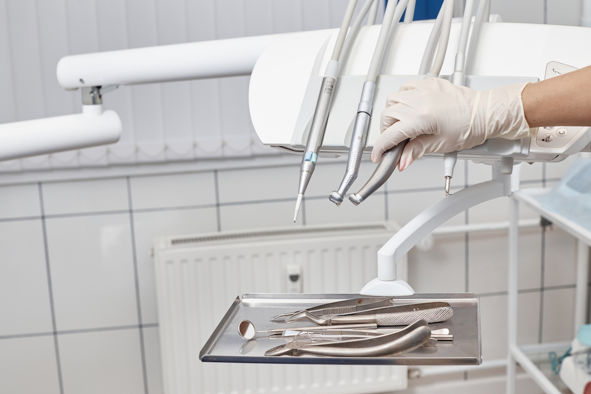 Как изменить форму зубов без брекетов