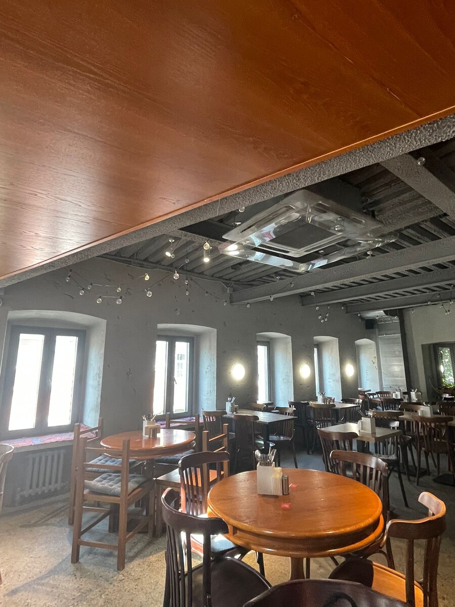 Хачапури и вино © "Покажу Москву"