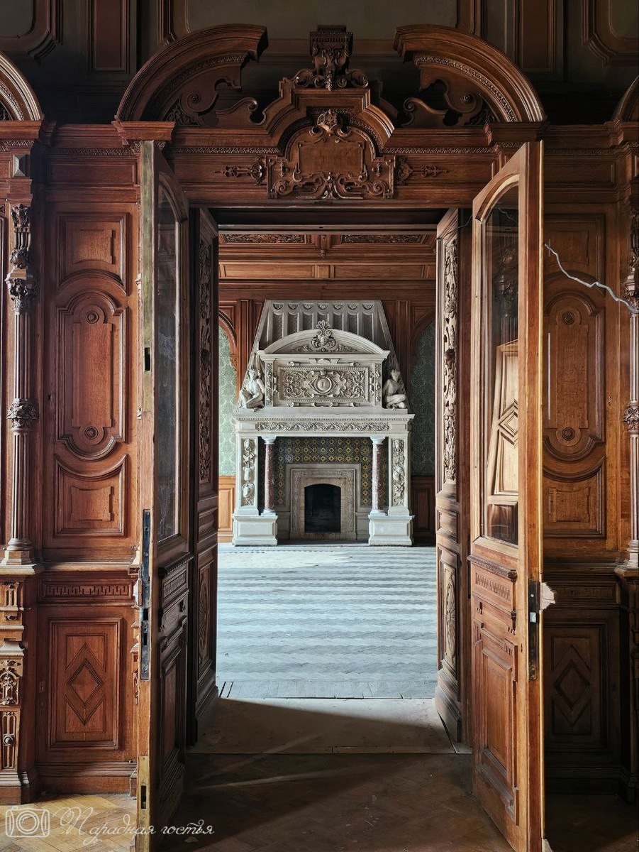 Попасть сюда мечтала годами. Фото: Парадная гостья