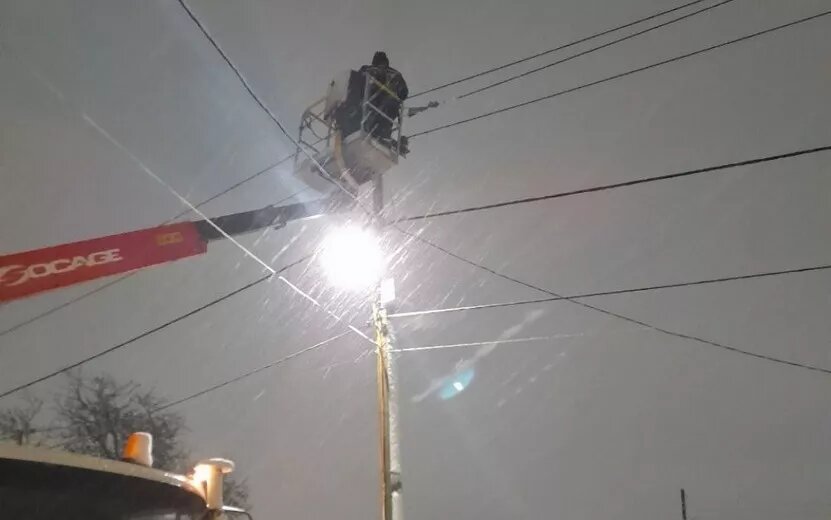    Нарушения электроснабжения из-за непогоды произошли в 7 городах и районах Удмуртии