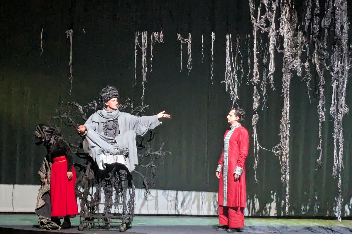 Финн делится с Русланом печальным любовным опытом. Фото: автора