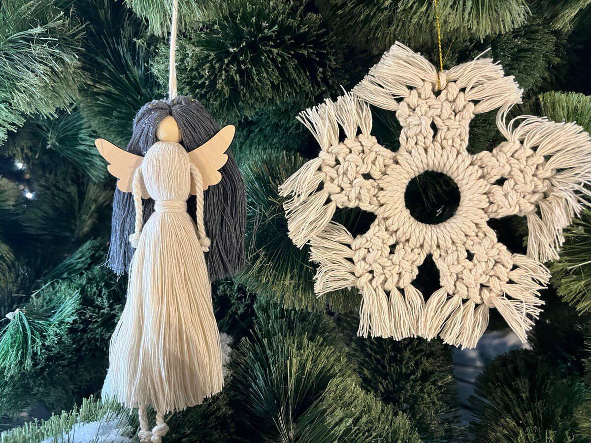  📷    Новогодняя красавица из Бузулука стала финалисткой Всероссийского конкурса «Елки России» Андрей Севостьянов