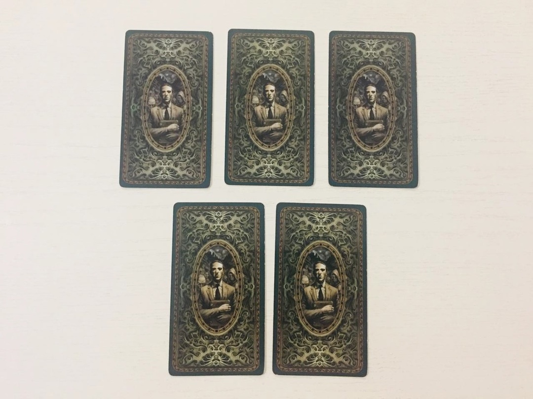 Выберите 1 карту слева направо, начиная сверху.