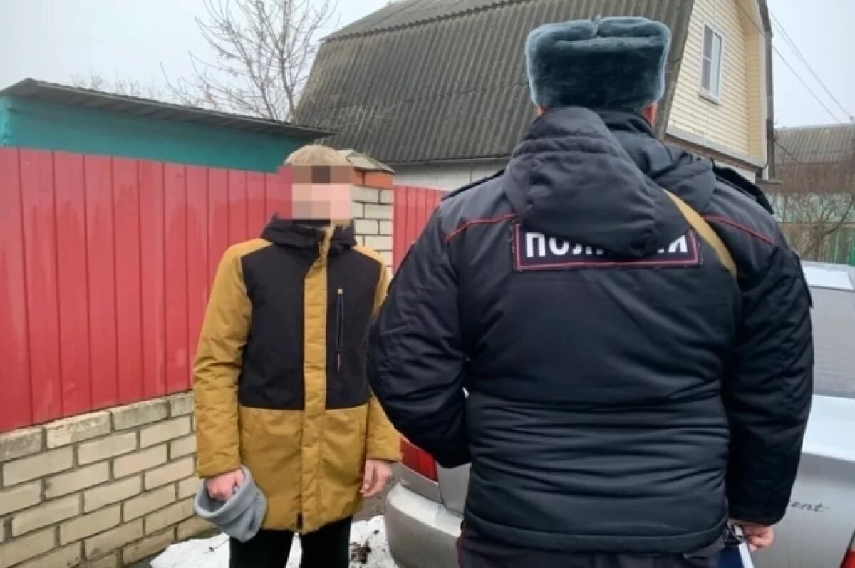    Директор рассказал о напавшем на школу в Курске в балаклаве с молотком