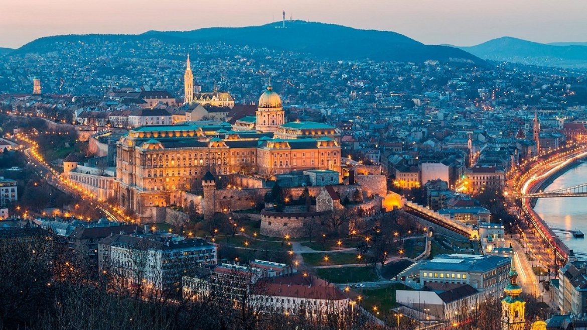 Фото с ресурса https://ct.by/catalog. У меня такой нет, а я хотела показать красоту города по максимуму