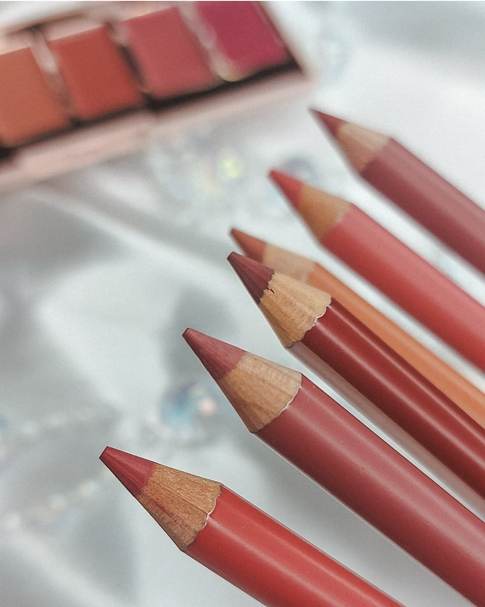 Вот и моя коллекция карандашей для губ.