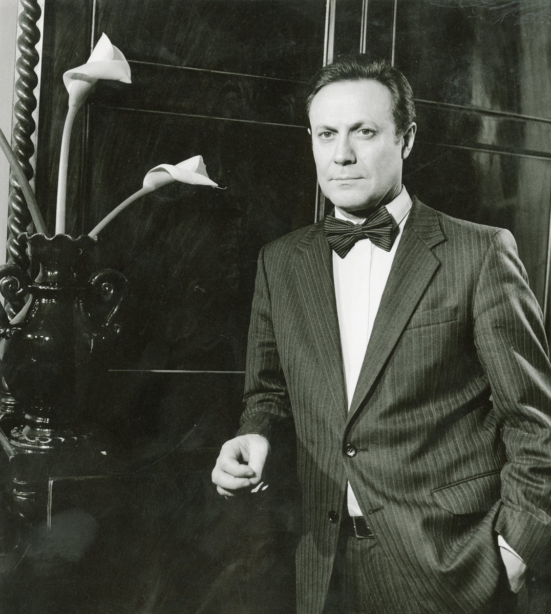 Ю.М. Соломин