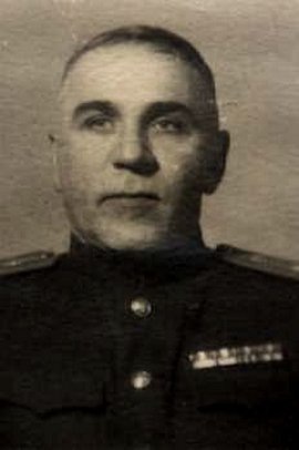 Капитан Иванченко Владимир Семенович (послевоенный снимок) 