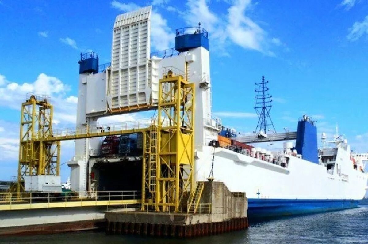    Автомобильный паром «Антей» соединит Петербург и Калининградскую область