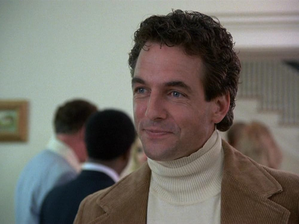 Марк Хэрмон в роли Теда Банди. Кадр из телефильма "Осторожный незнакомец".