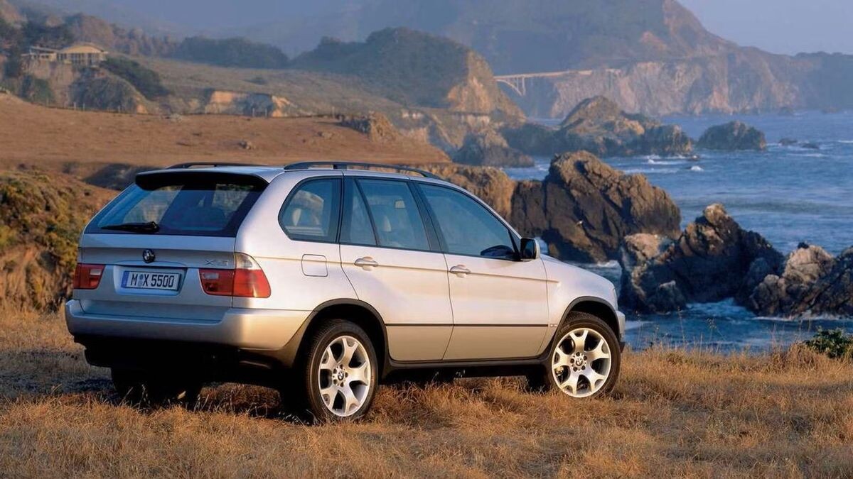    BMW X5 (начало 2000-х)