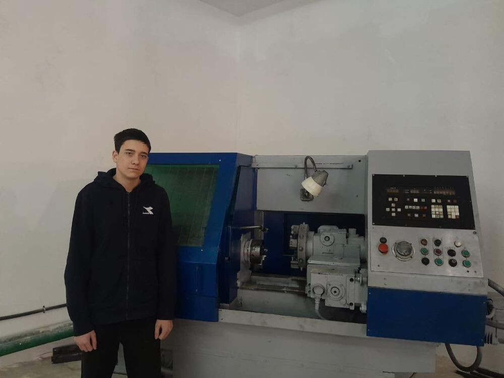 Станок с числовым программным управлением 1325F30.