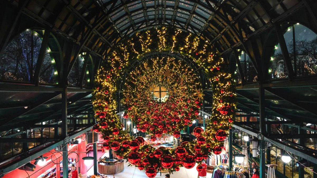 Болотная площадь - «Маркет волшебства». Зима в Москве 2025