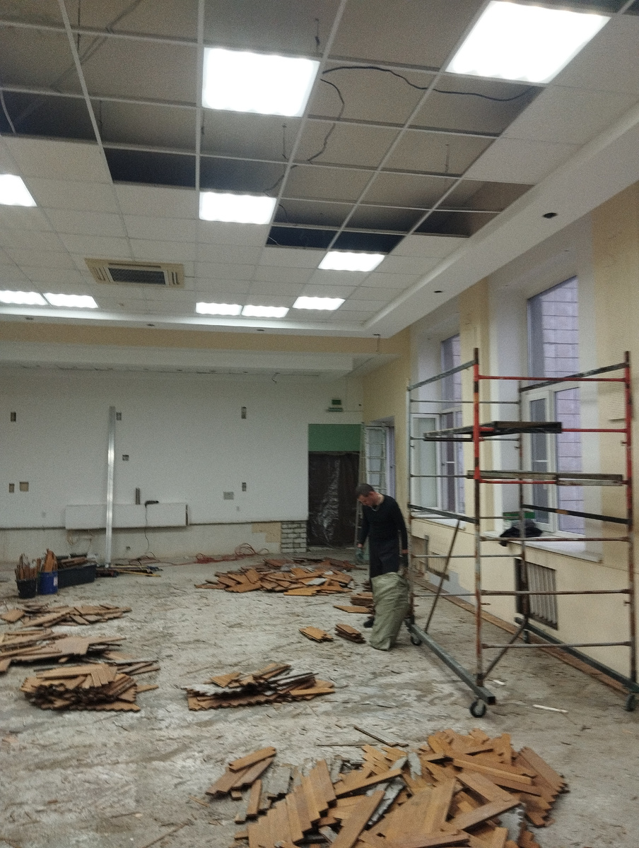 Вот, такой вот актовый зал.