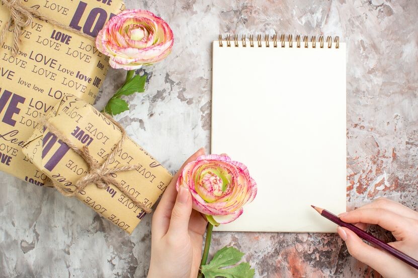    Сила благодарности: почему успешные люди ведут дневник счастья и в чем он поможет вам