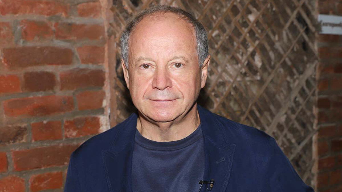 Дмитрий Астрахан