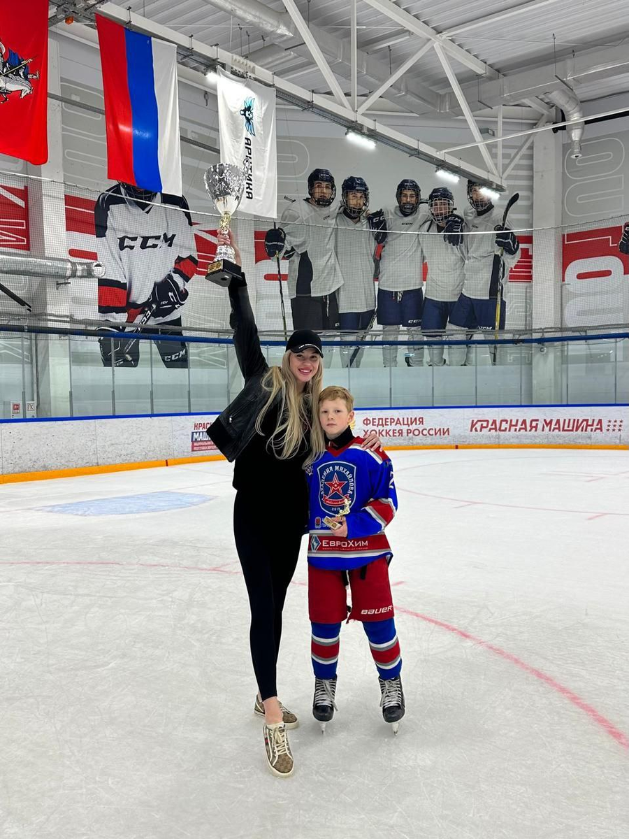 Надежда Желнеровская — сыну 10 лет, школа «Академия Михайлова» (Новомосковск)