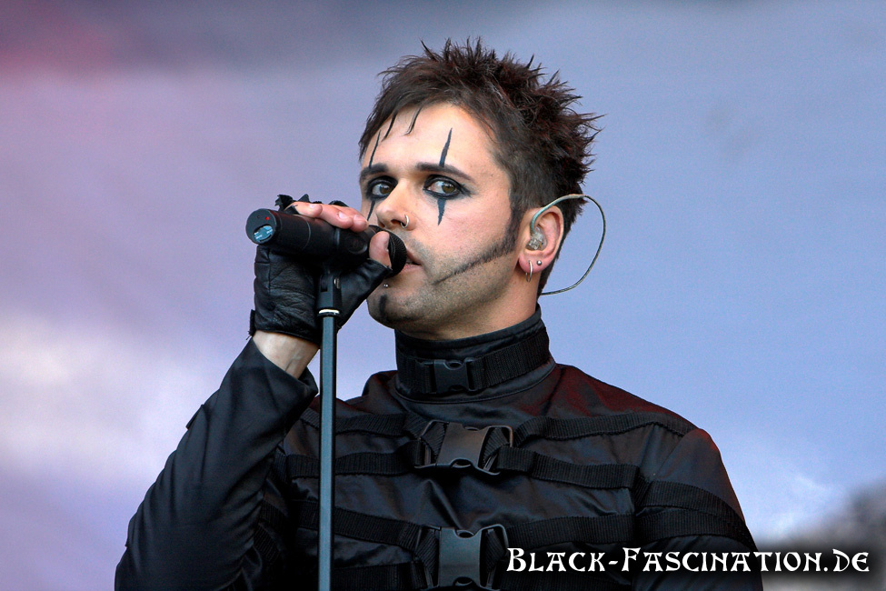 Тур в поддержку альбома 2008 года "Monster", фото взято в фан-пабликах. 