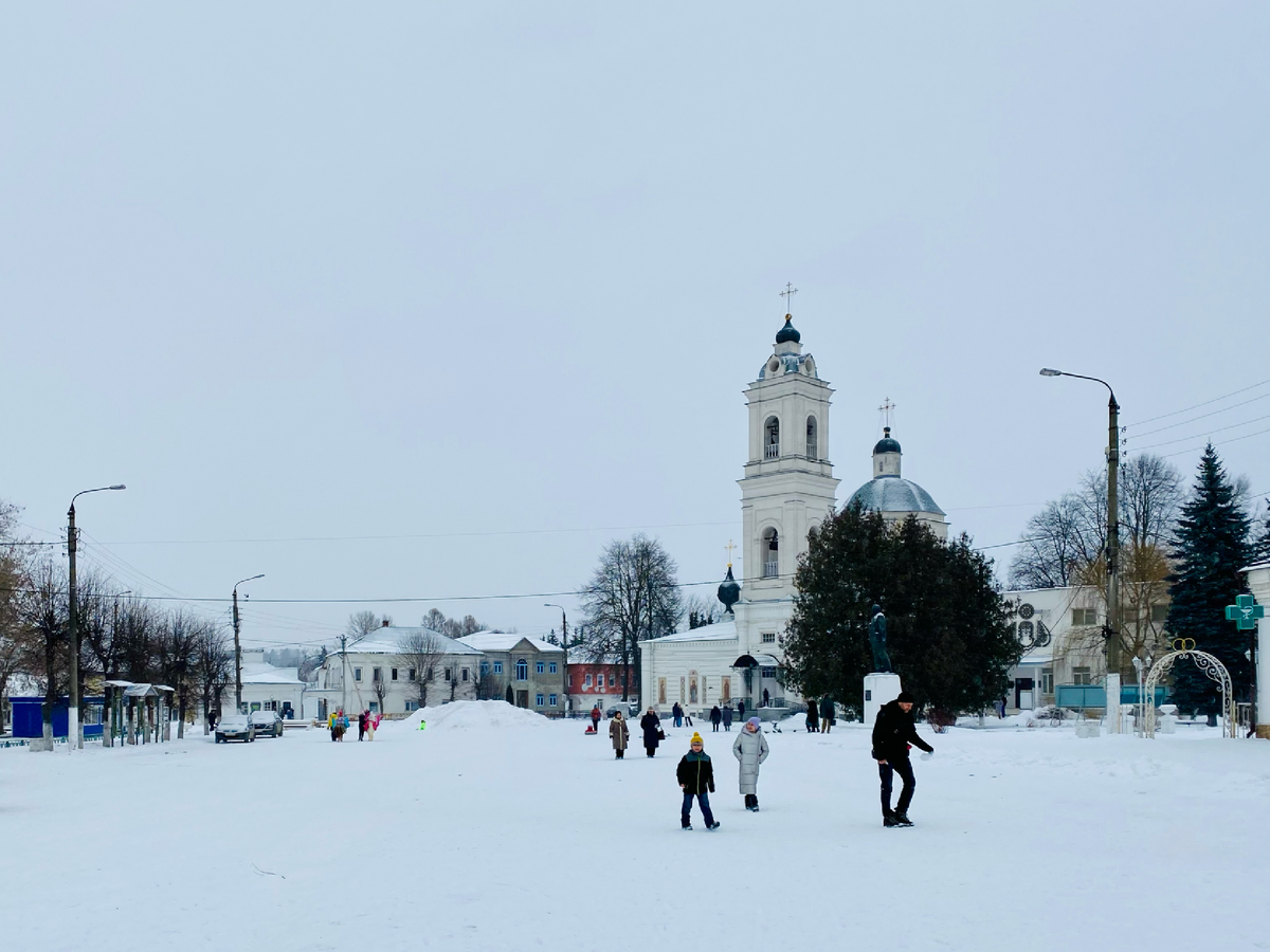 Площадь Ленина в феврале.