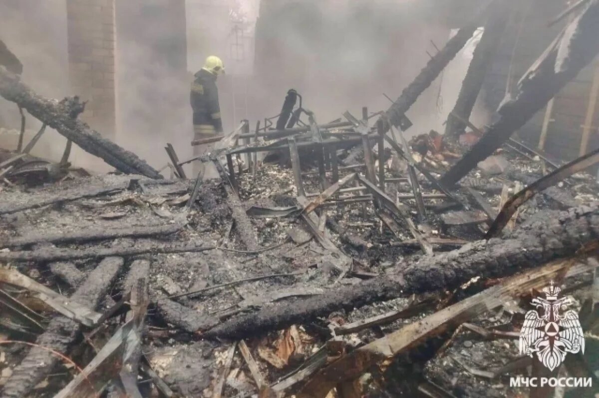    В деревне Пищалкино под Тверью дотла сгорел жилой дом