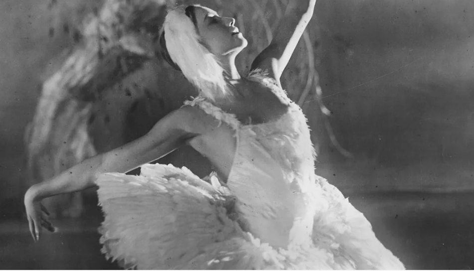 Галина Уланова в балете "Лебединое озеро", фото из открытых источников 