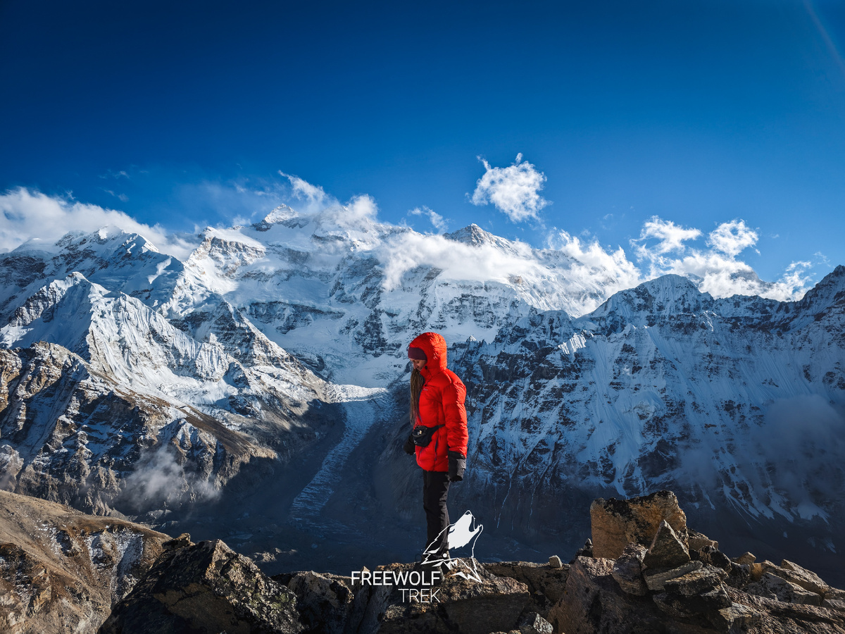 Вид на Северную стену Канченджанги с пика Дромо Ри +6000 м над Пангпемой