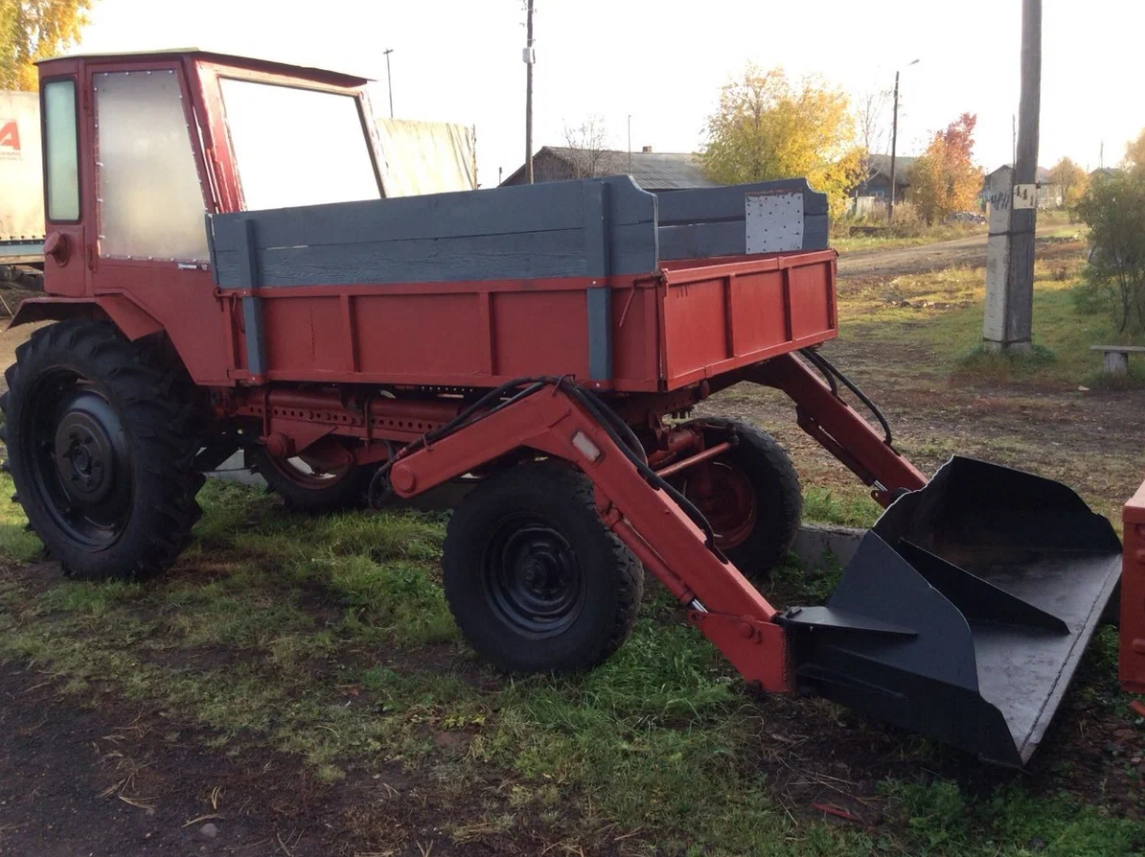 Трактор Т-16