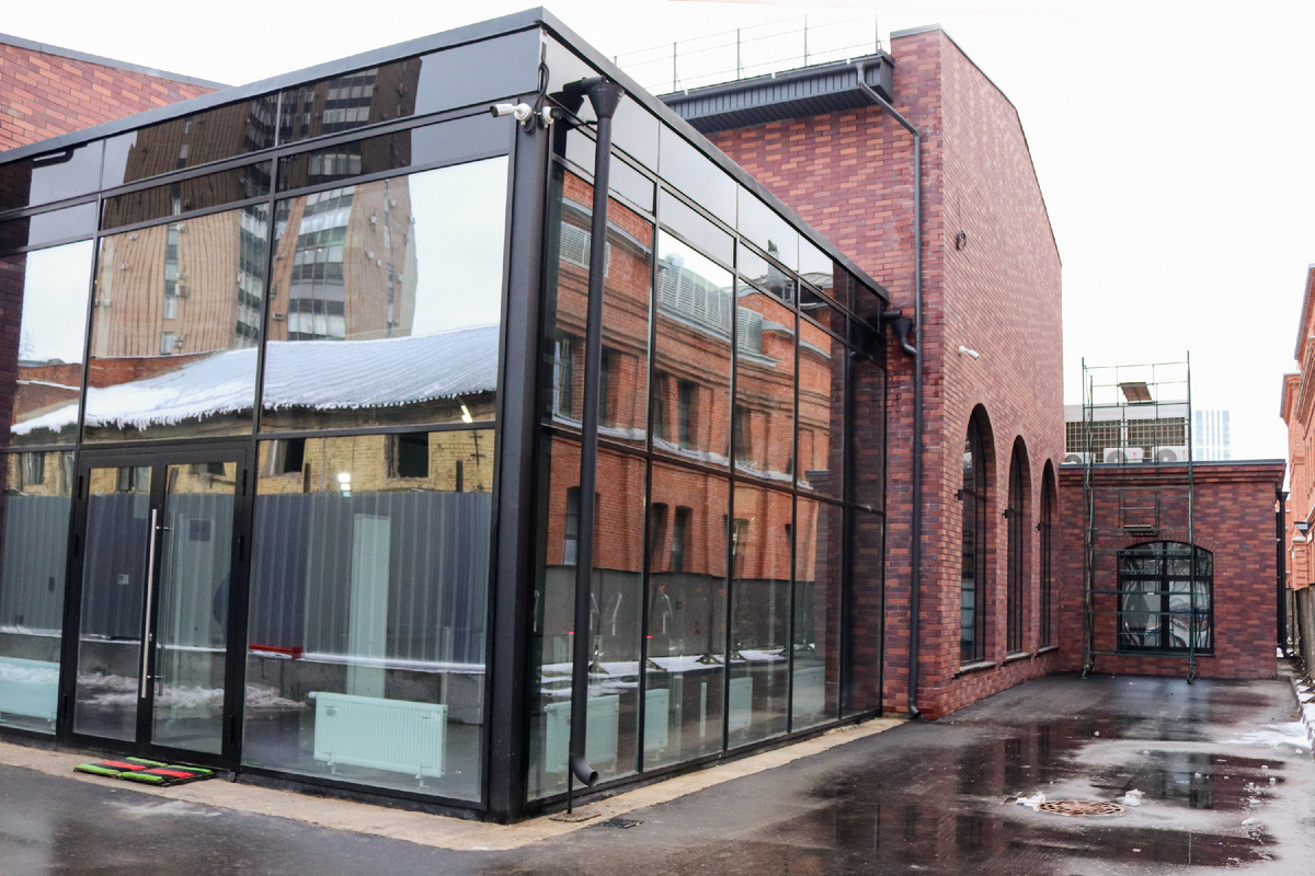 офисноe зданиe АО «МОСГАЗ» в Москве