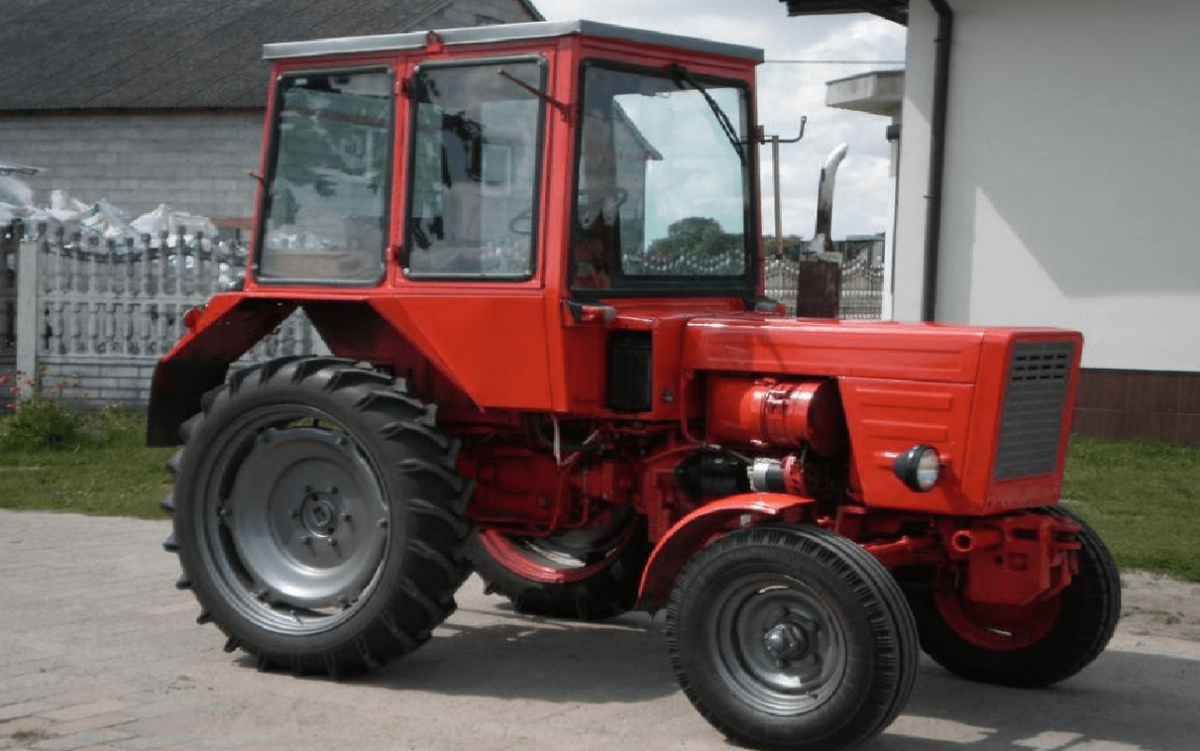 Трактор Т-25