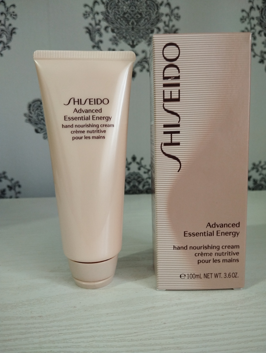 Питательный крем для рук Shiseido advanced Essential Energy. 