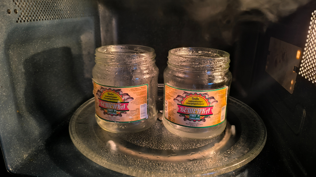 Стерилизация банок в микроволновке