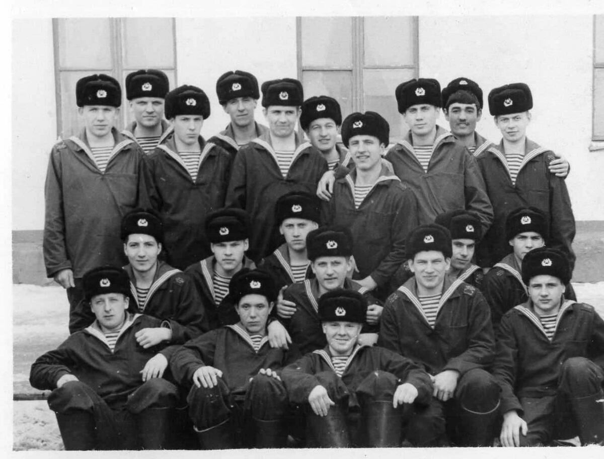 пока ещё учебка...