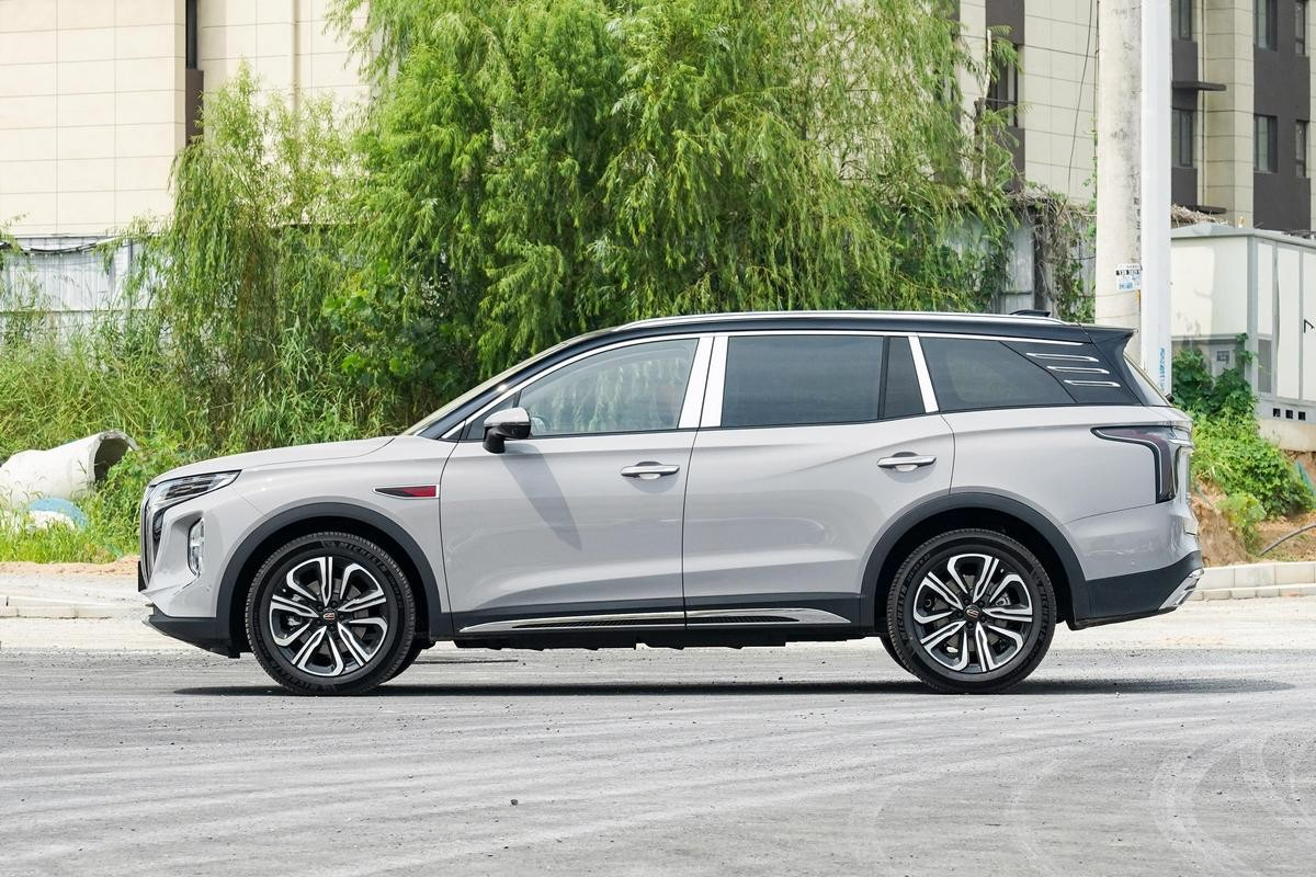 Hongqi HS7