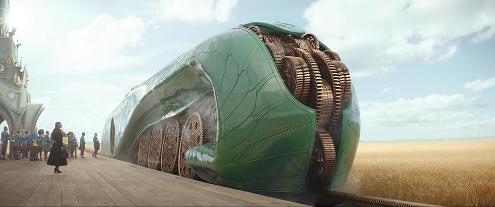 Кадр из фильма «Wicked: Part I». Режиссер: Джон М. Чу. Производство: Movie Dubbing / Bravo Records Georgia, Marc Platt Productions, Québec Production Services Tax Credit, SKY Studios, The Icelandic Film Foundation, Universal Pictures