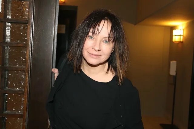    Евгения Добровольская.