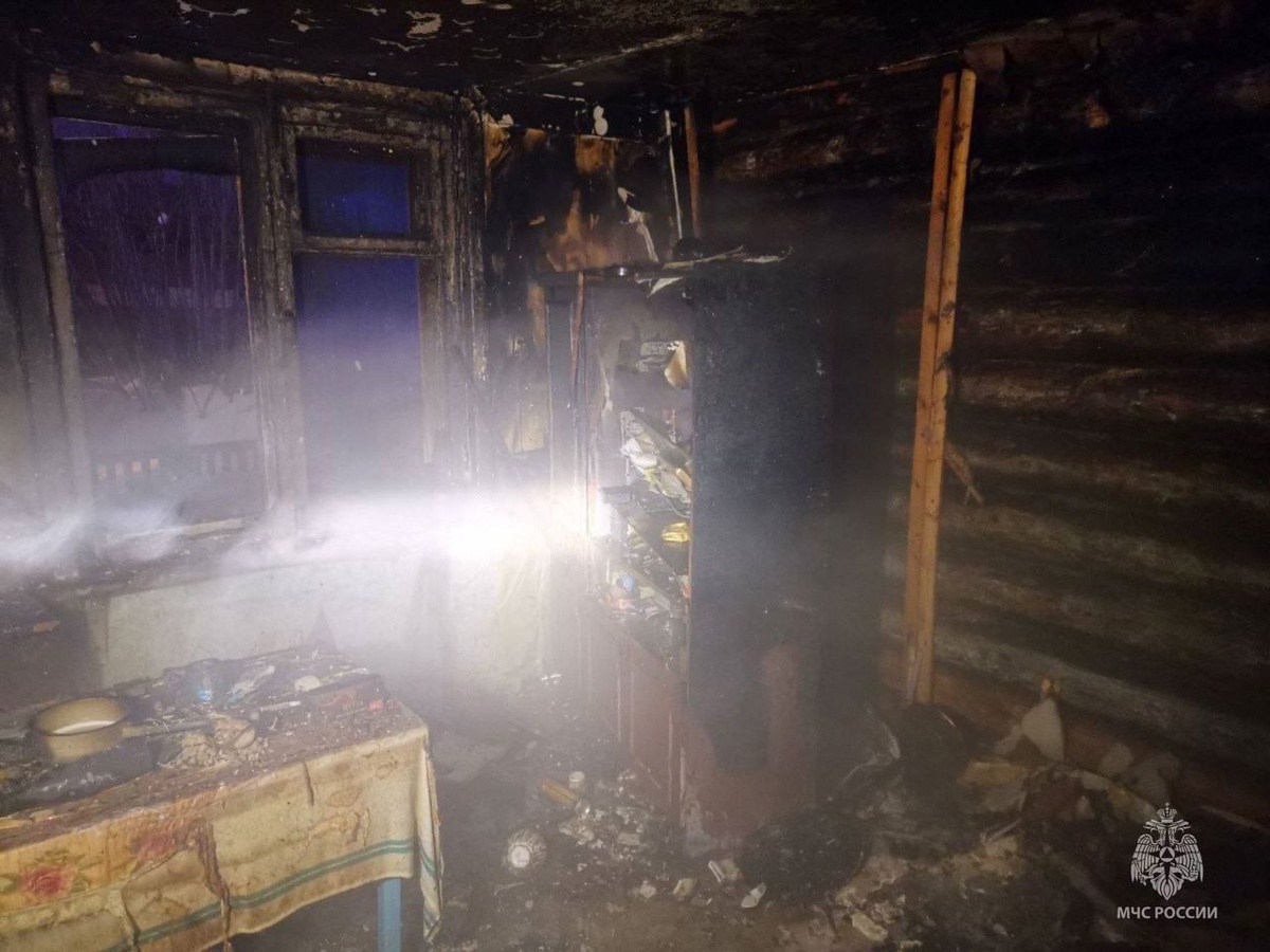    На пожаре в жилом доме Югорска погибли два человека