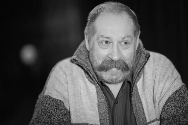    Заслуженный артист РФ Михаил Левченко. Досье