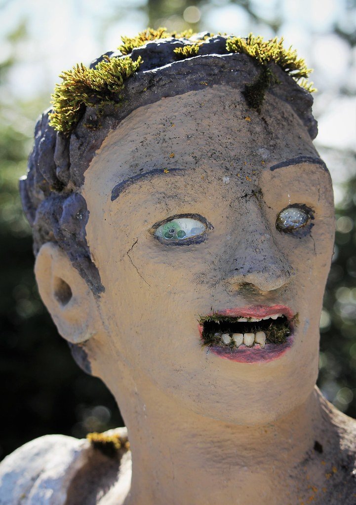 Иллюстрирую статью фотографиями из потрясающего фантазию парка скульптур Вейо Рёнккёнена (район "Виа Карелия")