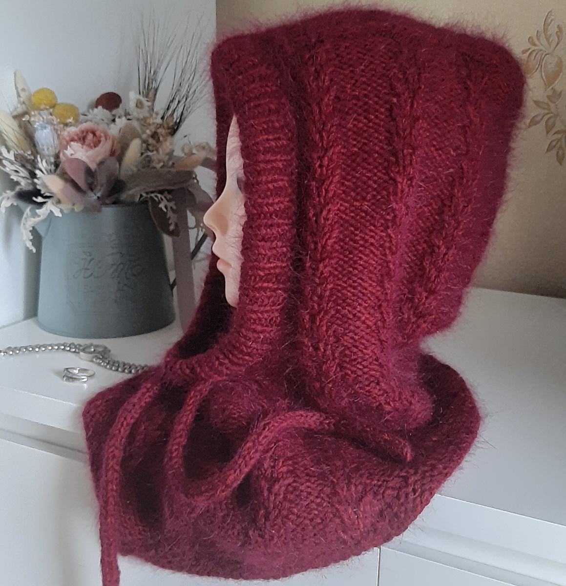 Тот самый капор.