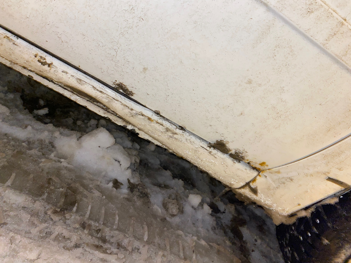 Под накладками цвести начало ещё:)