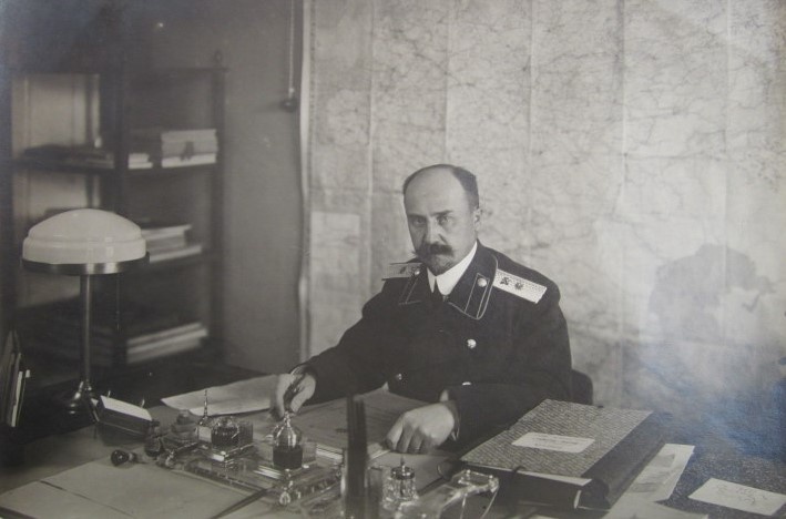 Б.В.Беккер. Источник: URL: https://www.na-vasilieva.ru/boris-valentinovich-bekker/
