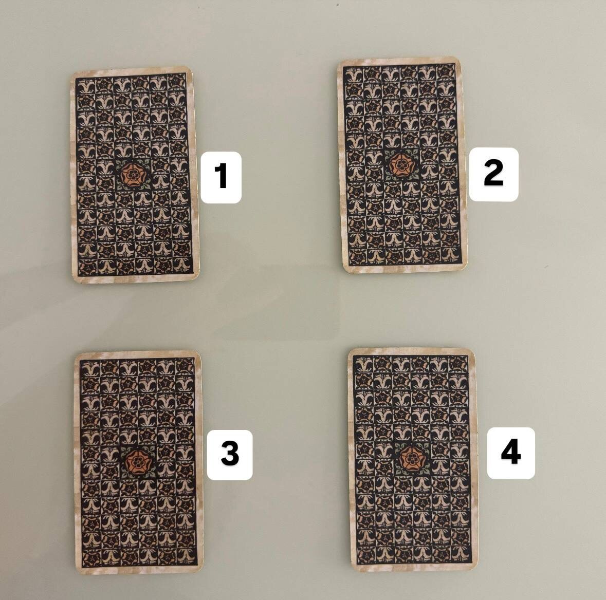 выбери карту