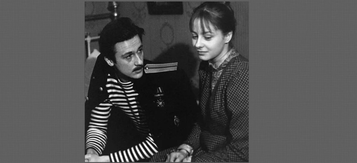 Евгения Добровольская и Александр Меньшиков на съёмках фильма "Моонзунд" в 1986 году